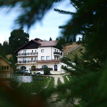 La Rocca Hotel Fundata Eksteriør billede